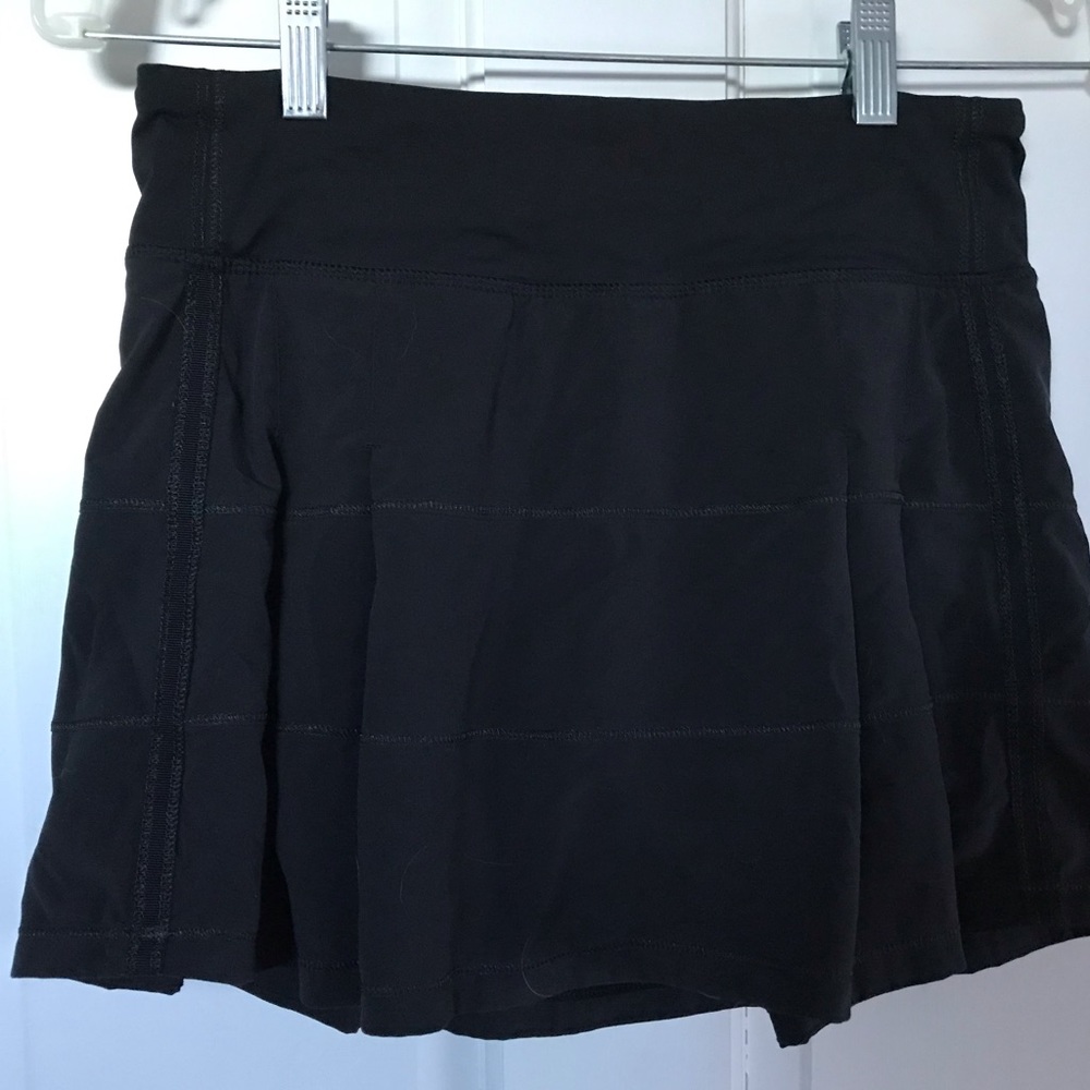 COPY - Lululemon black pleated skirt